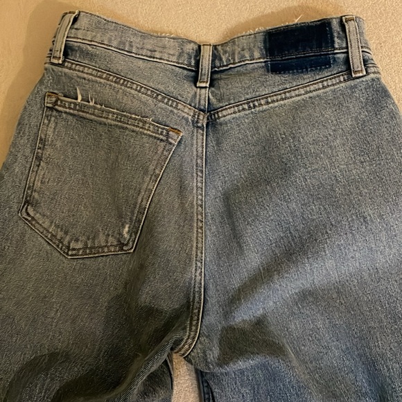 Abercrombie and Fitch the ‘90s straight ultra high rise jeans in size 31 - Picture 7 of 8